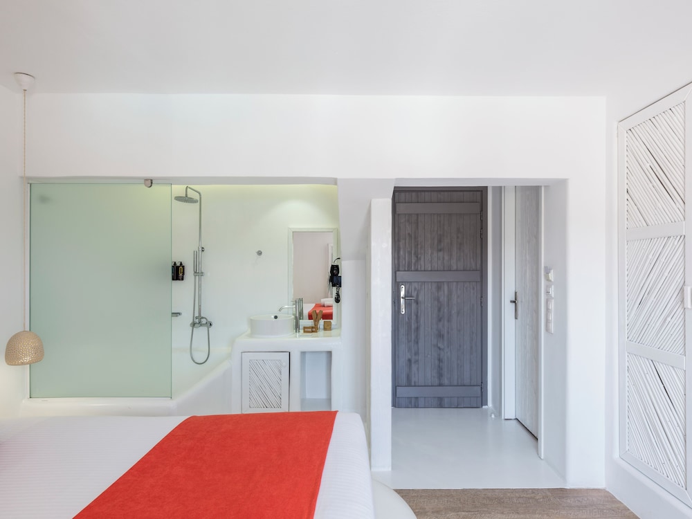 Double Room, Balcony, Pool View photo 2