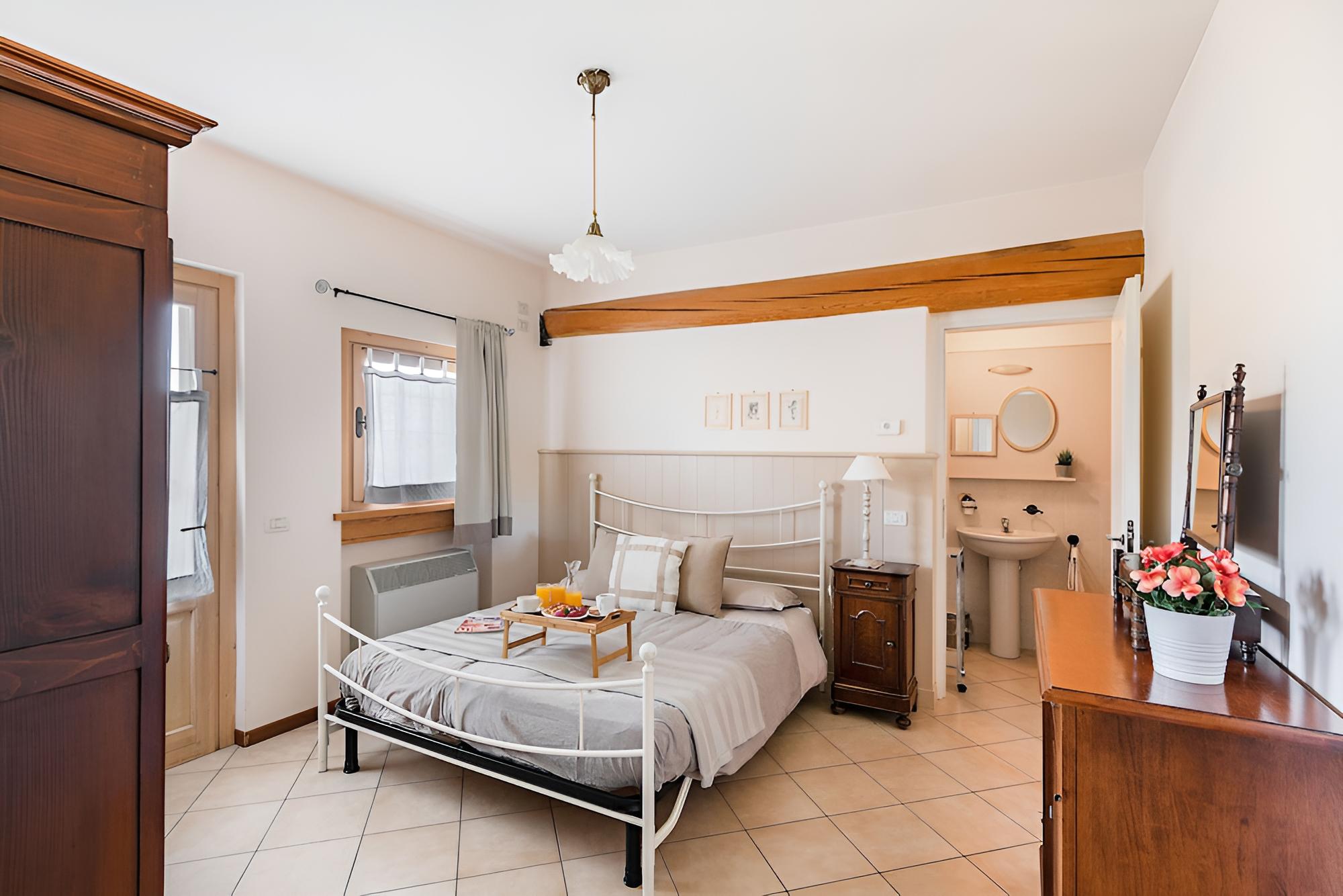 Classic Apartment