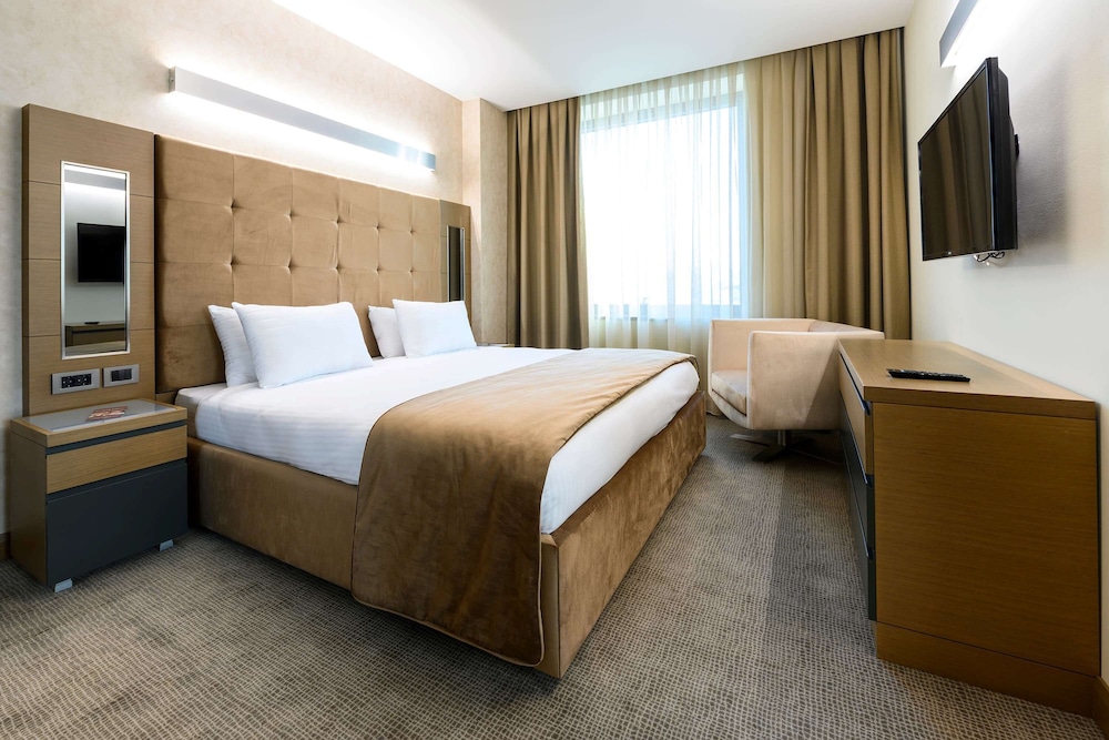 Executive Suite, 1 King Bed photo 1