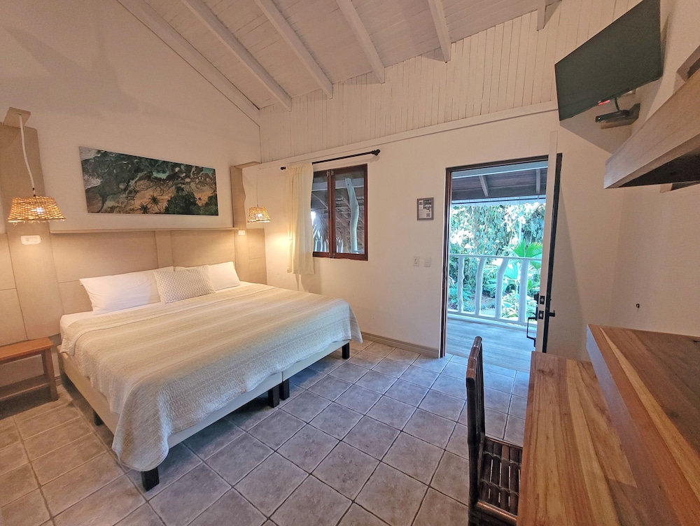 Standard Triple Room, Garden View - Photo 1