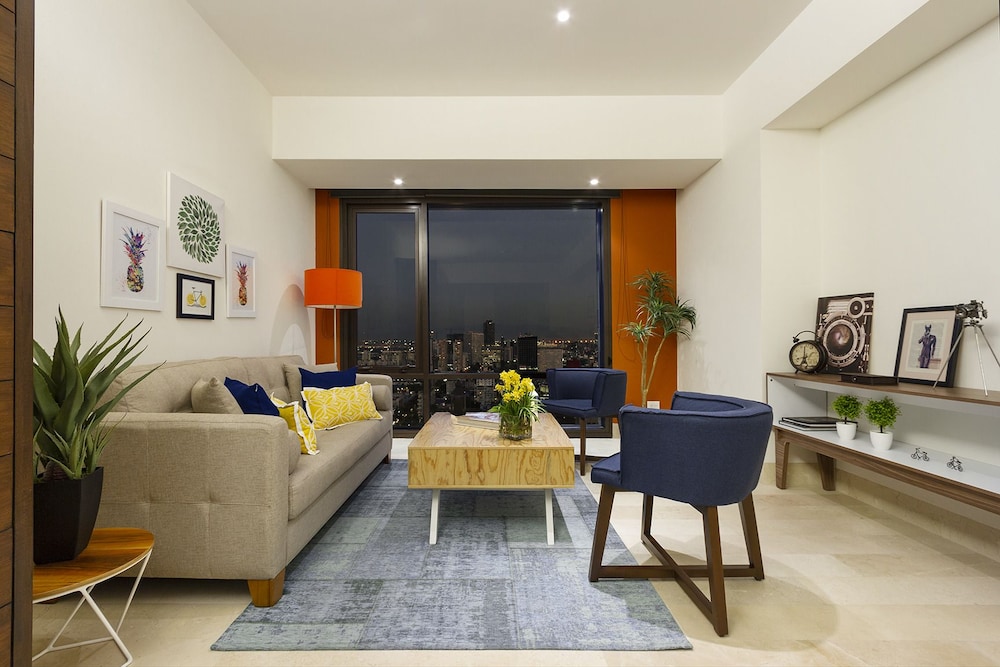 Apartment, 2 Bedrooms, City View photo 1