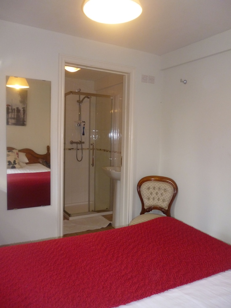 Standard Double Room photo 3