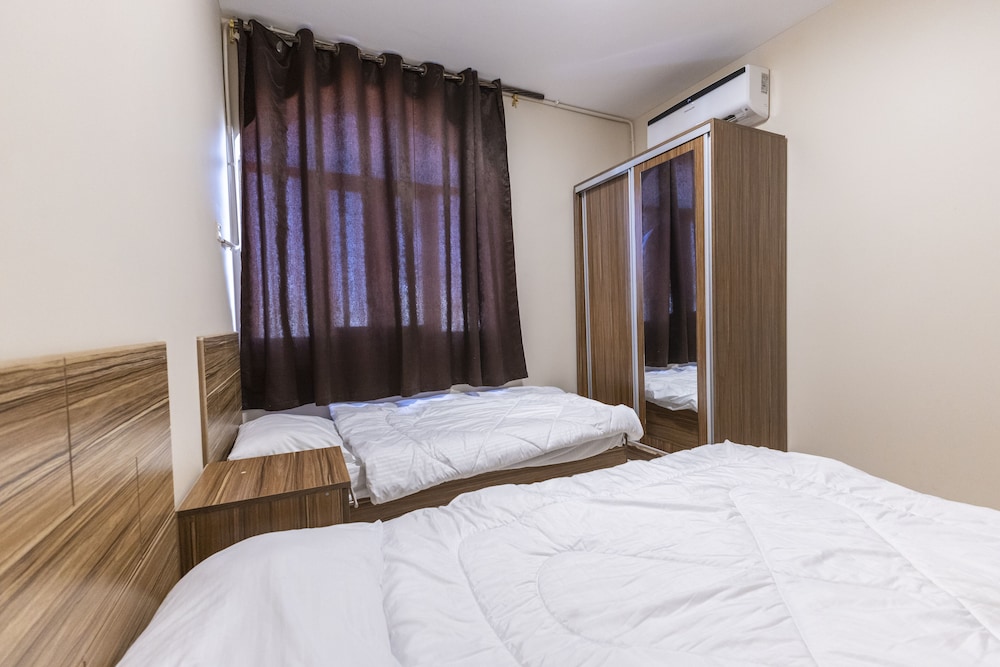 Family Apartment photo 2