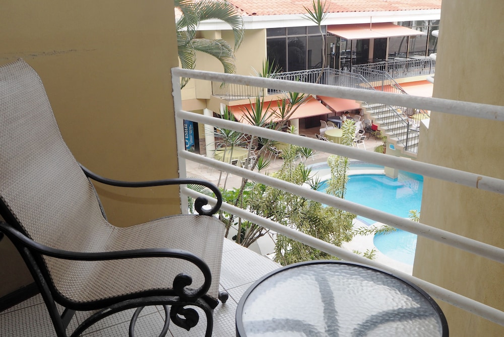 Apartment - Photo 11