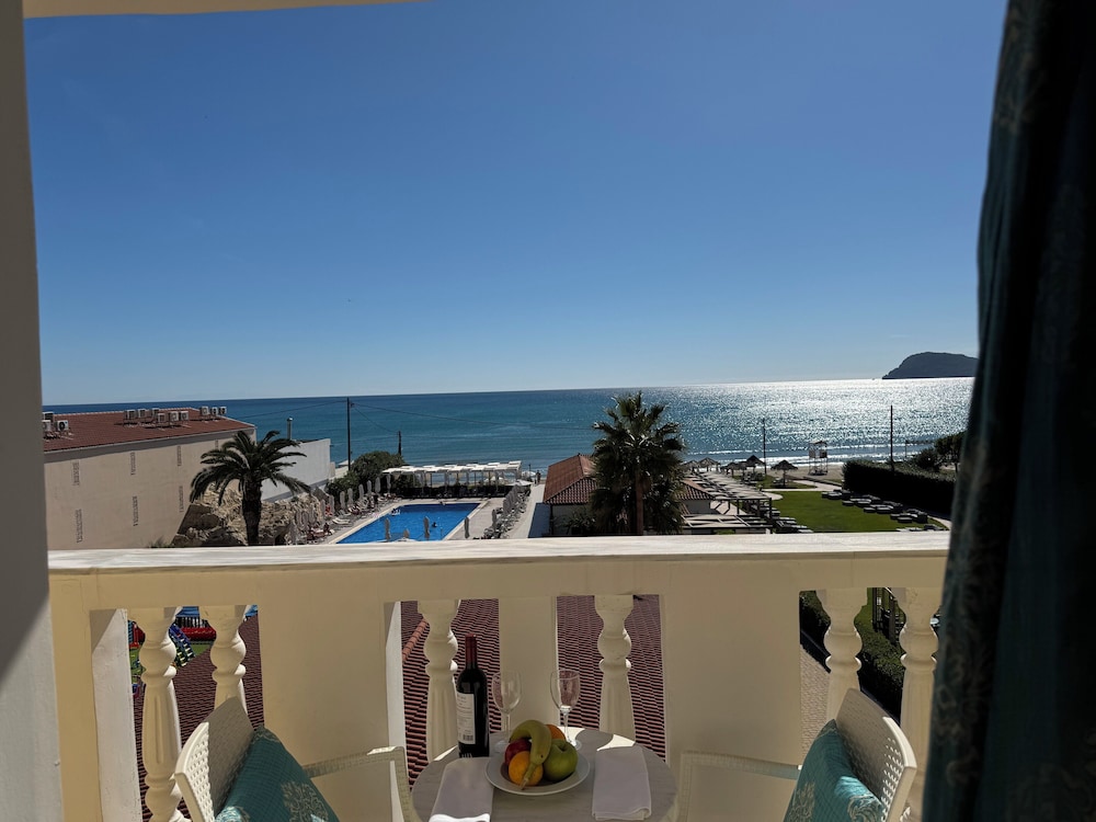 Superior Room, Sea View photo 3