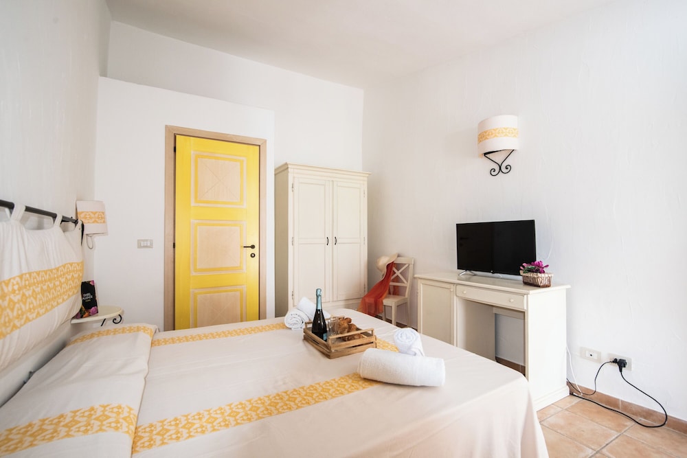 Family Apartment, 1 Bedroom (Le Conchiglie Bilo)