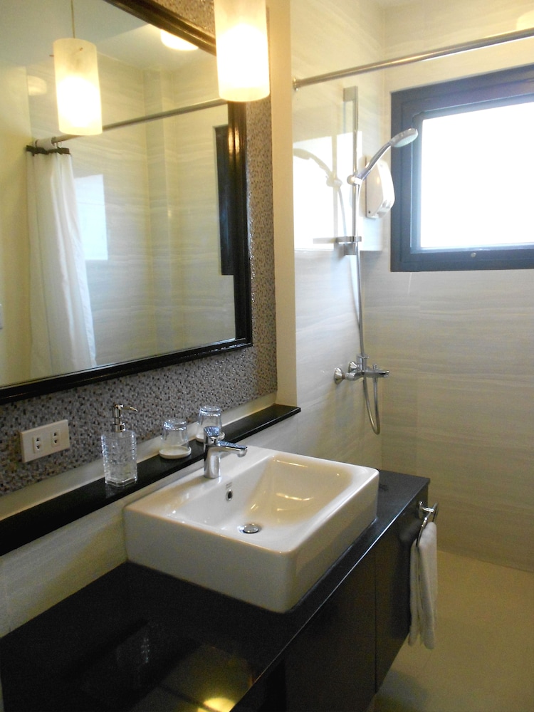 Grand Premier Room - Photo 7