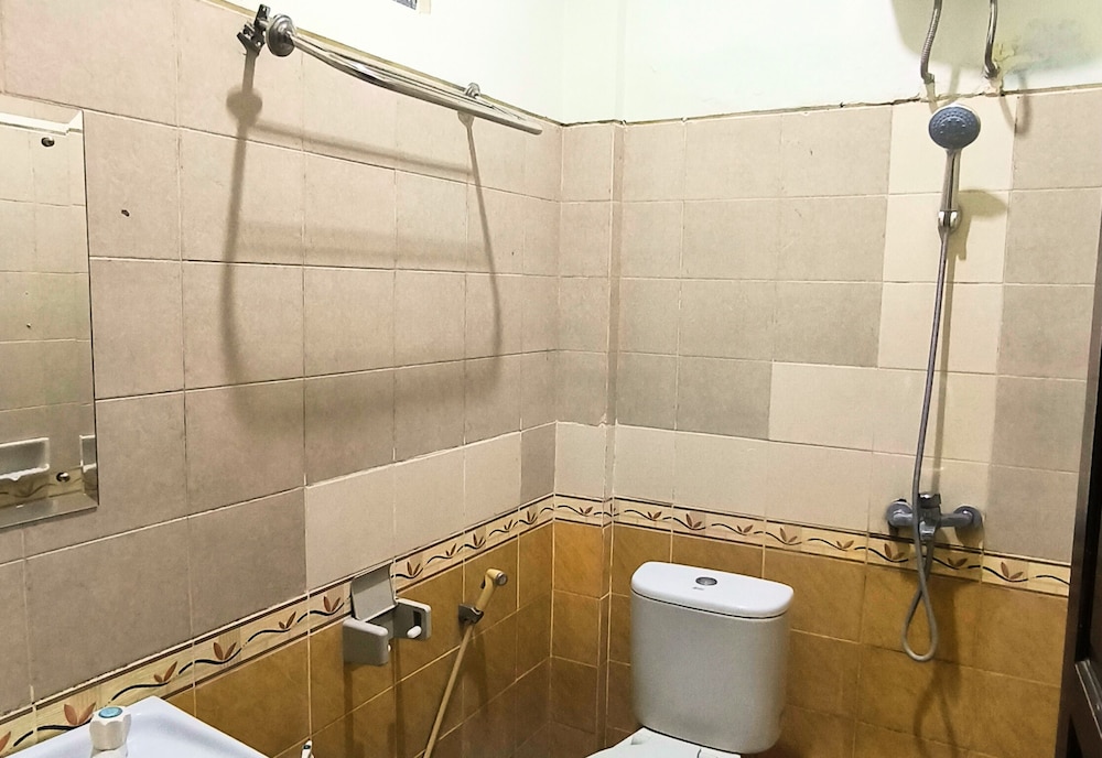 Deluxe Double Room - Photo 11