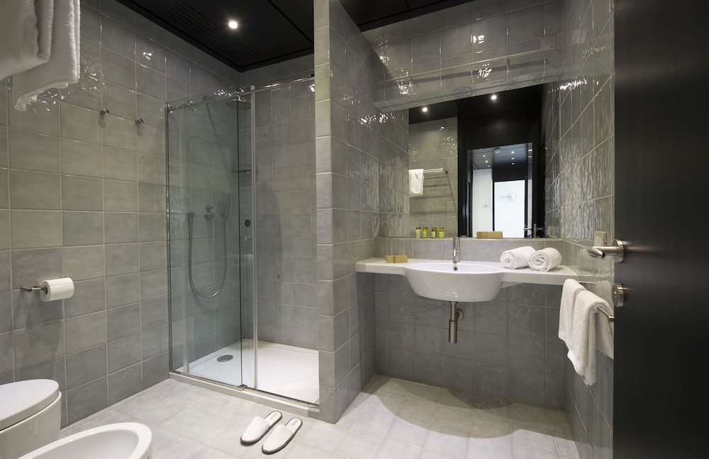 Classic Suite, 2 Bedrooms - Photo 5