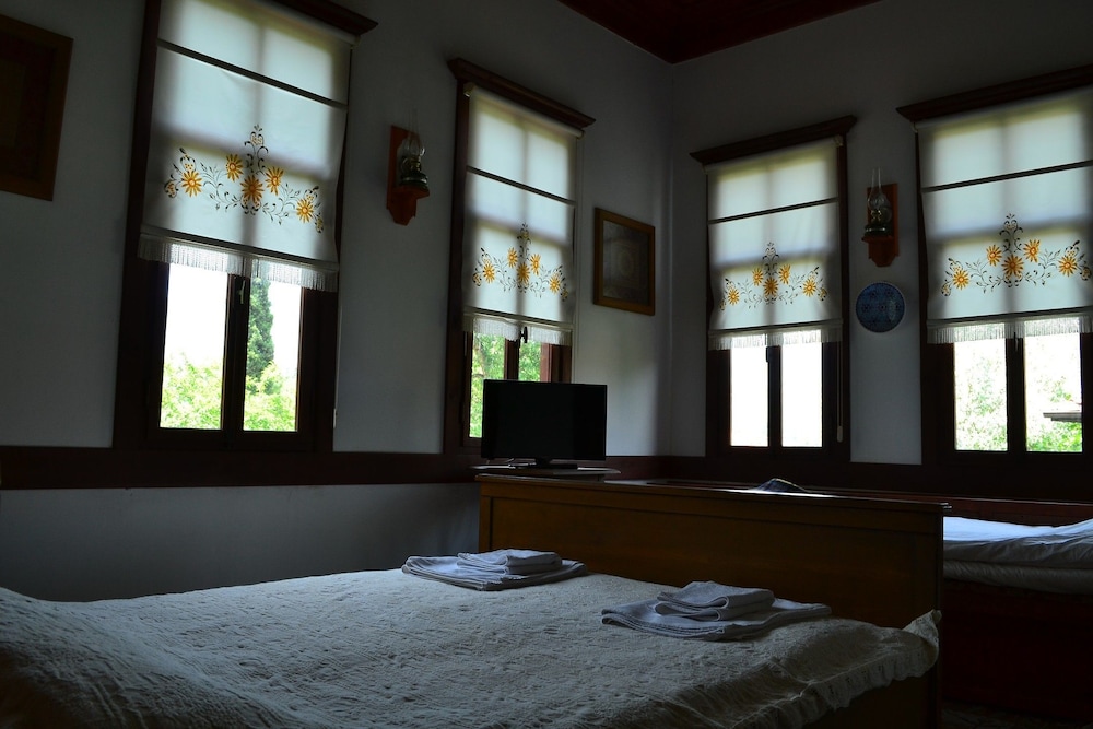 Standard Room photo 1