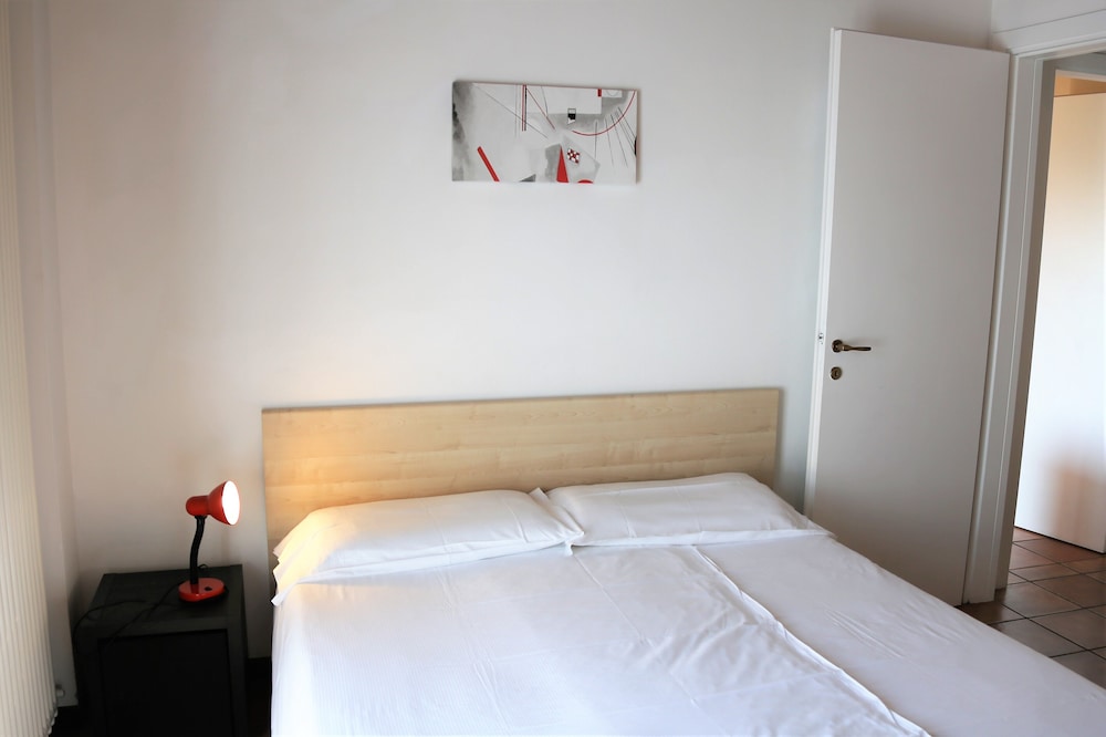 Apartment, 1 Bedroom, Mountain View photo 3