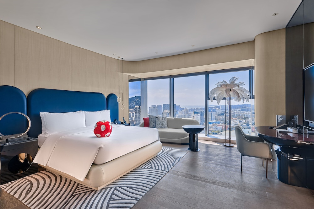 Fabulous Room, Room, 1 King Bed, City View - Photo 4