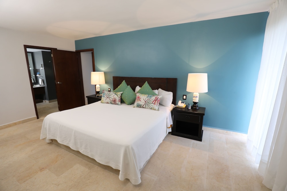 Luxury Suite, Hot Tub, Garden View