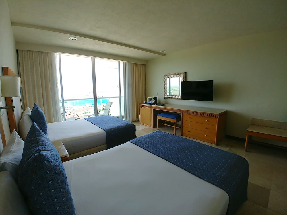 Deluxe Ocean View Double - Photo 15
