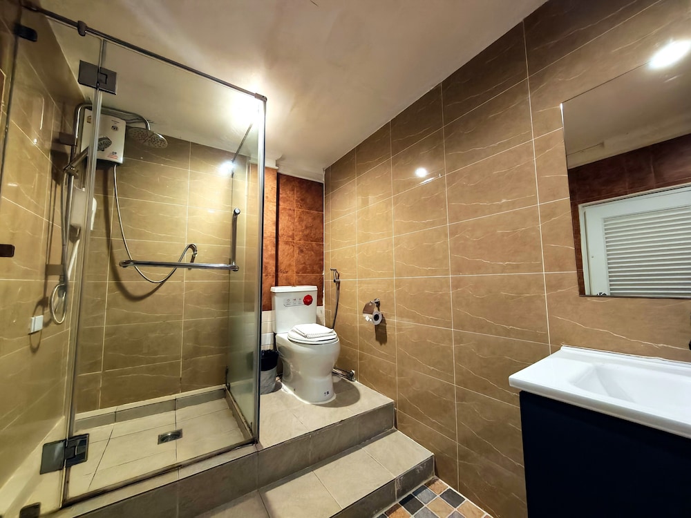 Deluxe Double Room, Non Smoking, City View photo 3