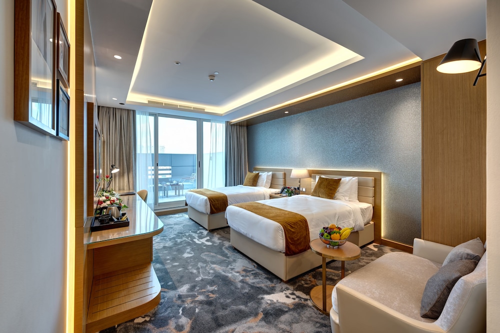 Executive Twin Room, Terrace photo 3