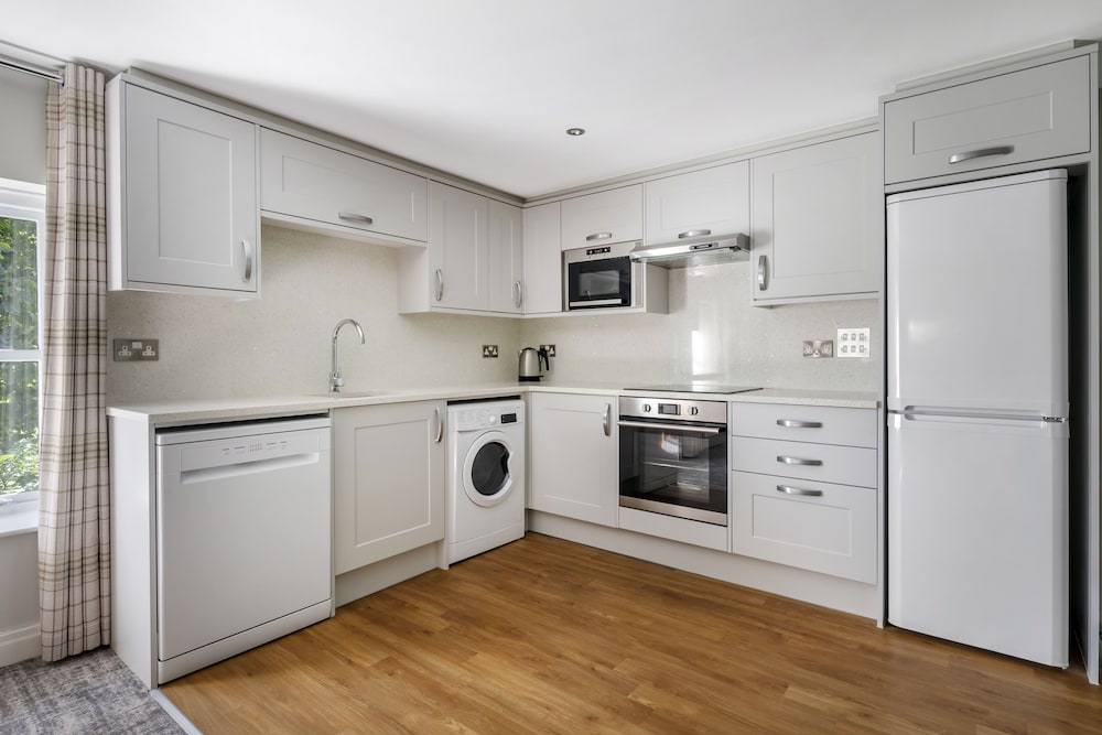 Apartment, 2 Bedrooms - Photo 7