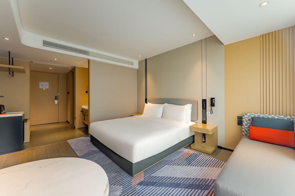 Standard Room, 1 King Bed (Super King, Extra Floor Space)