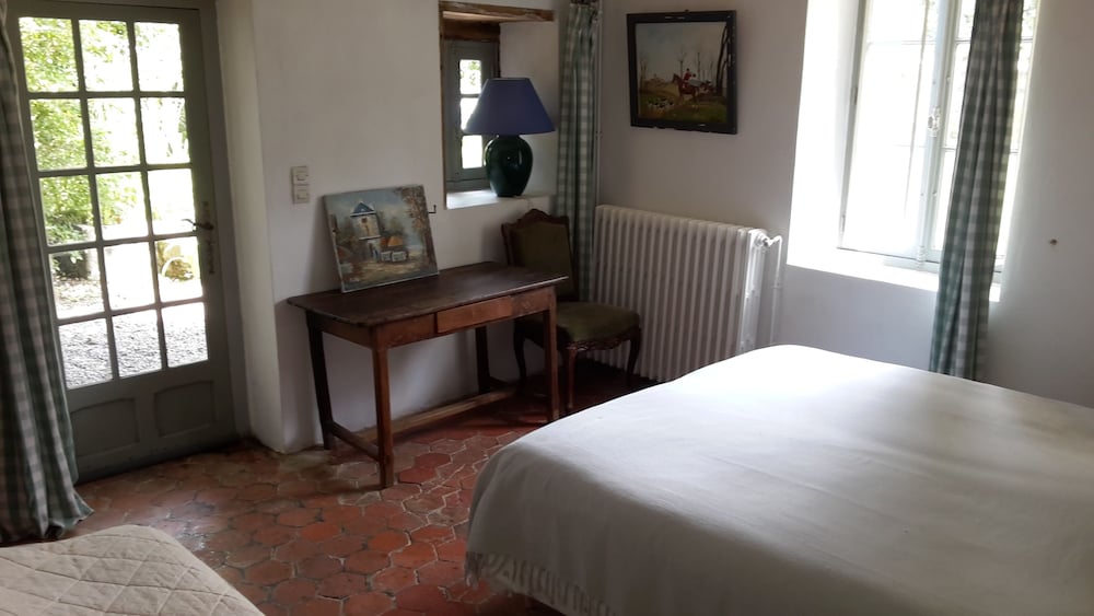 Double Room, Shared Bathroom photo 2
