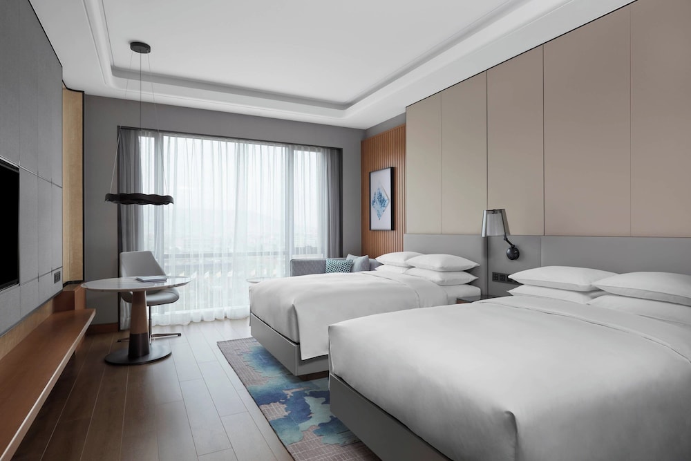 Room, 2 Double Beds photo 1
