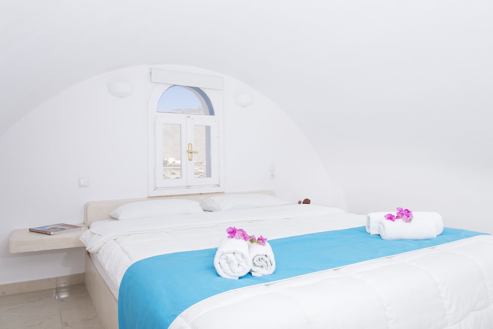 Family Duplex, 2 Bedrooms, Pool View - Photo 7