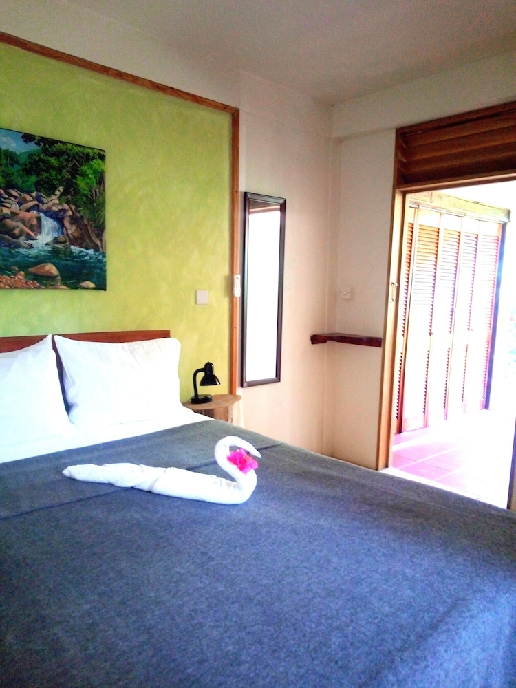 Standard Double Room, Garden View photo 2