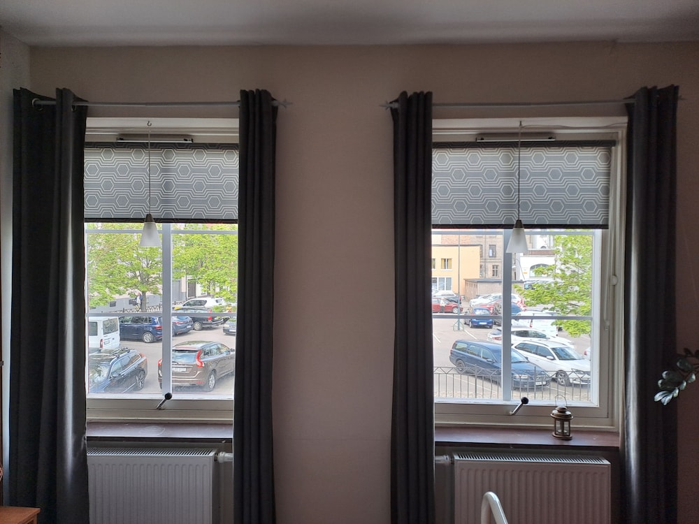 Traditional Double or Twin Room, 1 Queen Bed, Shared Bathroom, City View photo 3