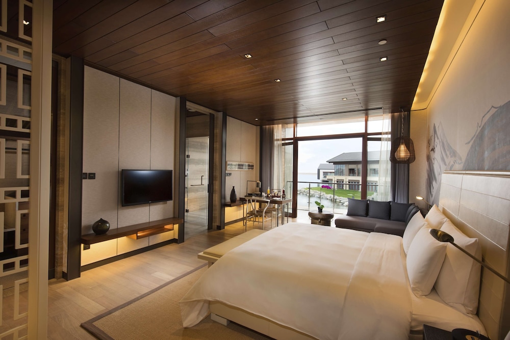 Standard Room, Garden View