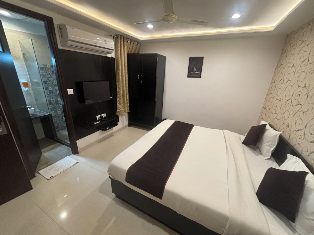 Luxury Room
