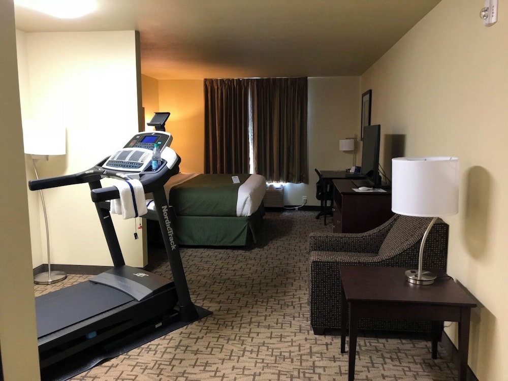 Executive Suite, 1 King Bed, Non Smoking