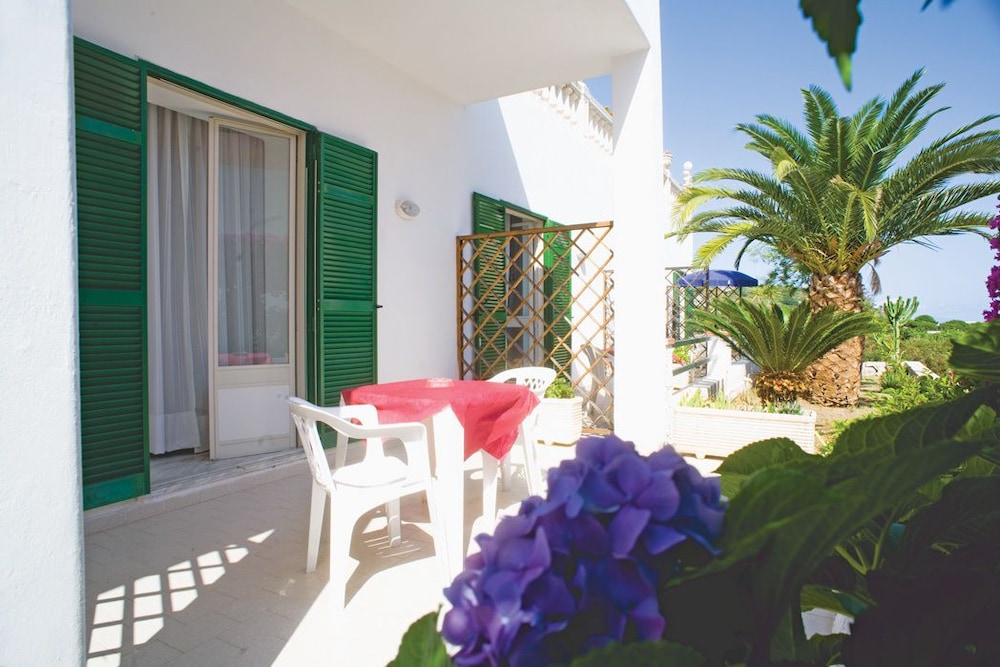 Double or Twin Room, Sea View photo 3