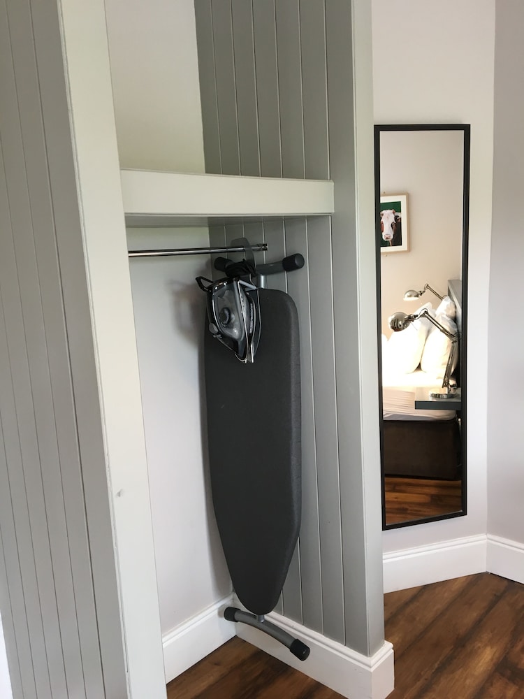 Standard Double Room, 1 Queen Bed, Private Bathroom photo 3