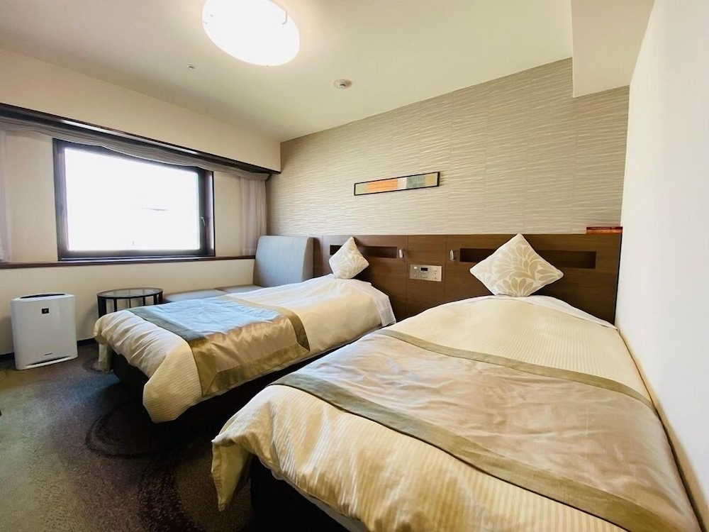 Standard Twin Room, Non Smoking - Photo 1