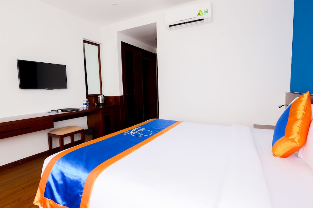 Double Room (Shower only)