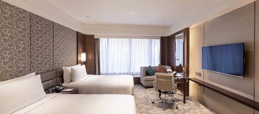 Premium Room, 2 Double Beds, Smoking photo 1