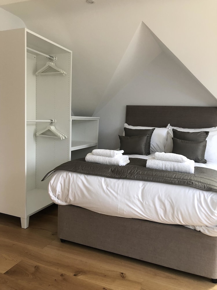 Apartment, Accessible, Ensuite (Double Storey Two bedroom) - Photo 5