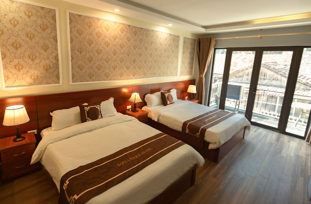 Superior Triple Room photo 3