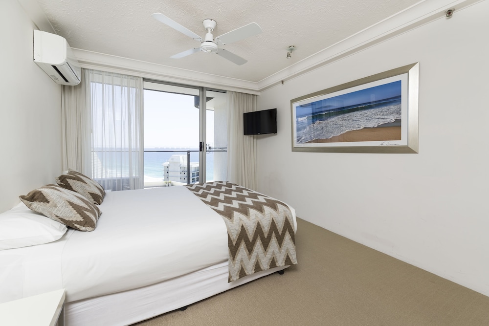 2 Bdrm Superior River/Ocean View Apt