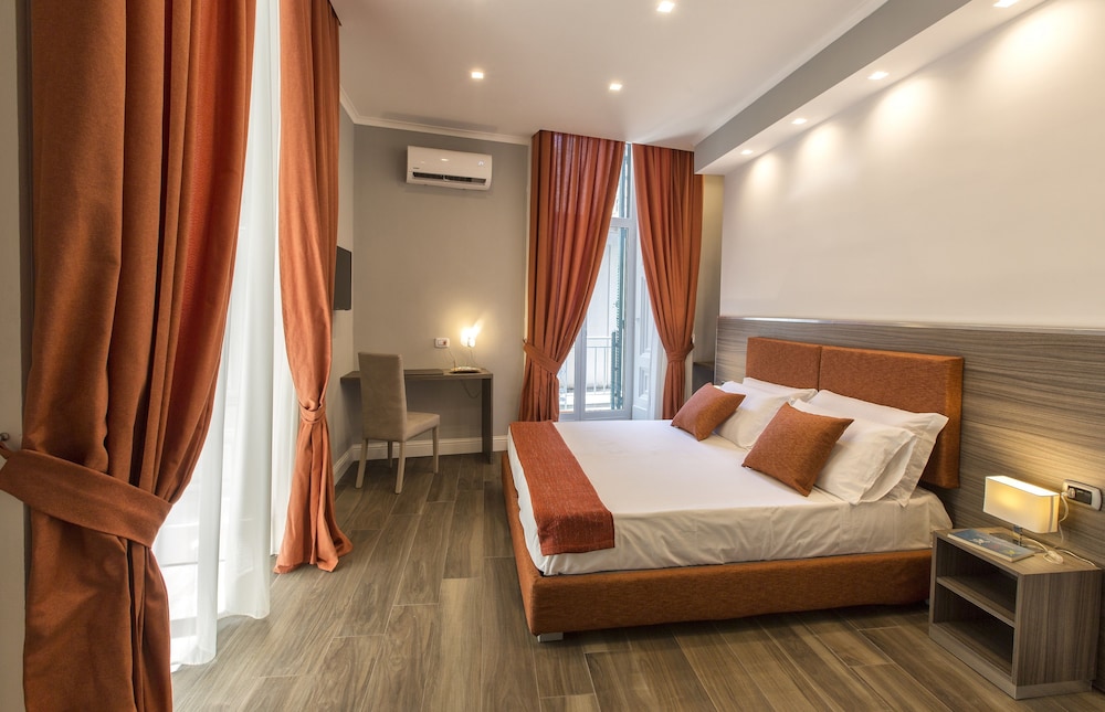 Deluxe Double Room photo 2