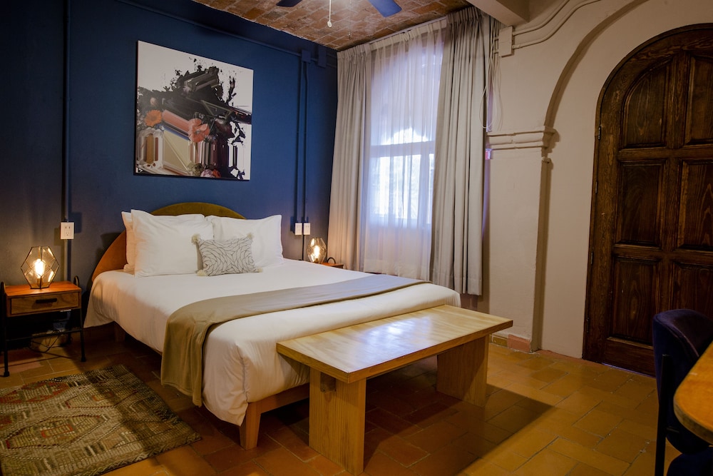 Premium Suite, City View photo 3