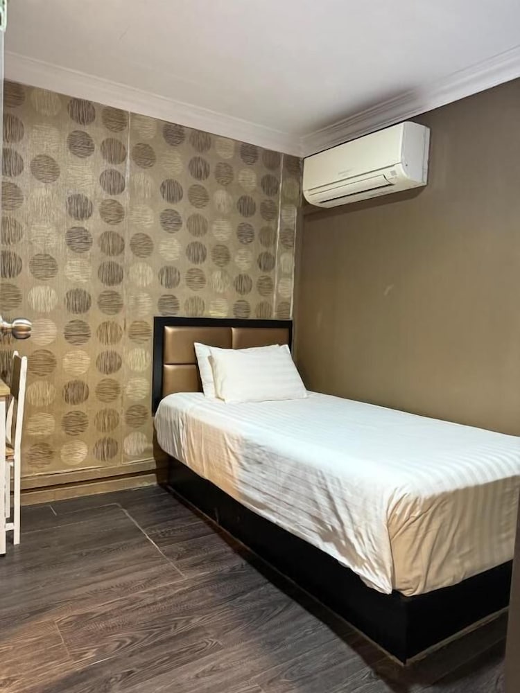 Standard Single Room, City View photo 2