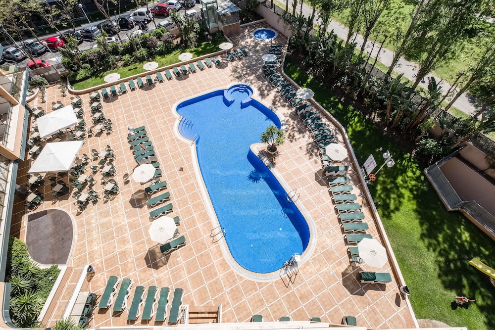 Standard Room, Terrace, Pool View