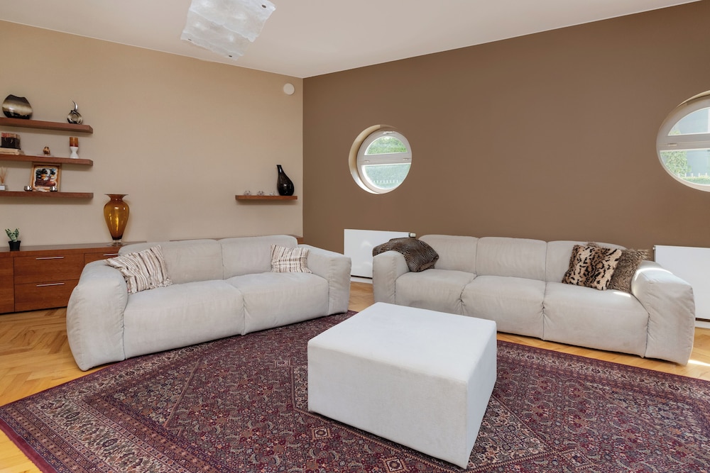 Apartment, 3 Bedrooms, Terrace, Sea View