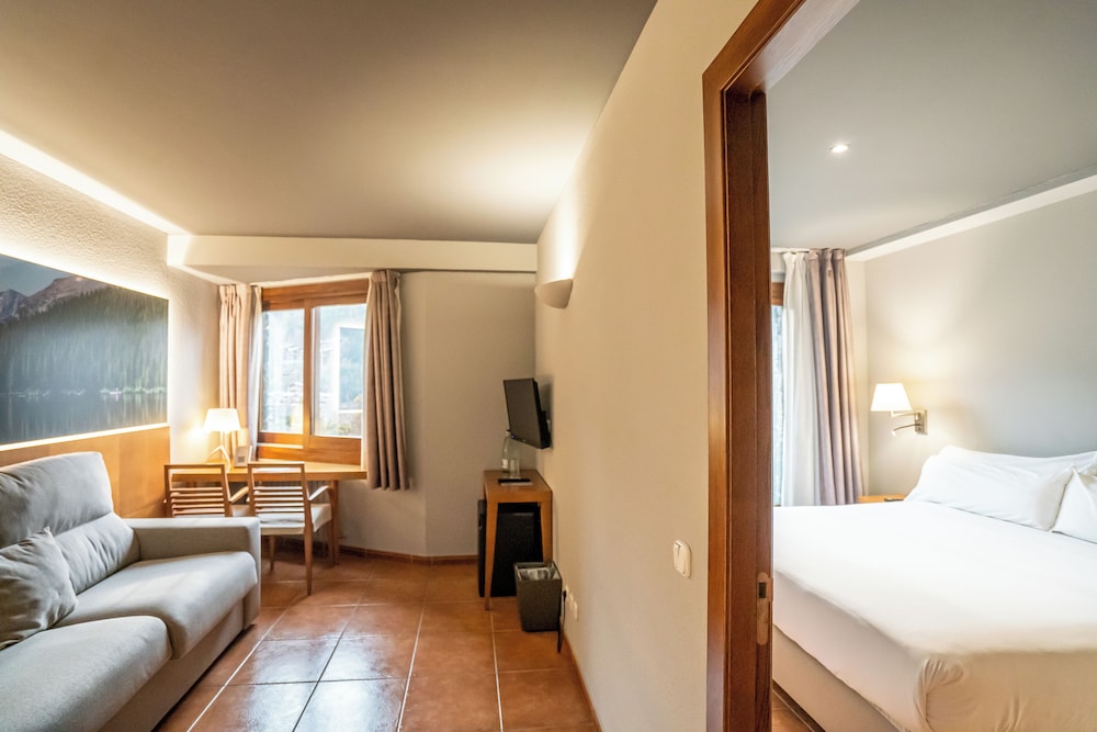 Junior Studio Suite