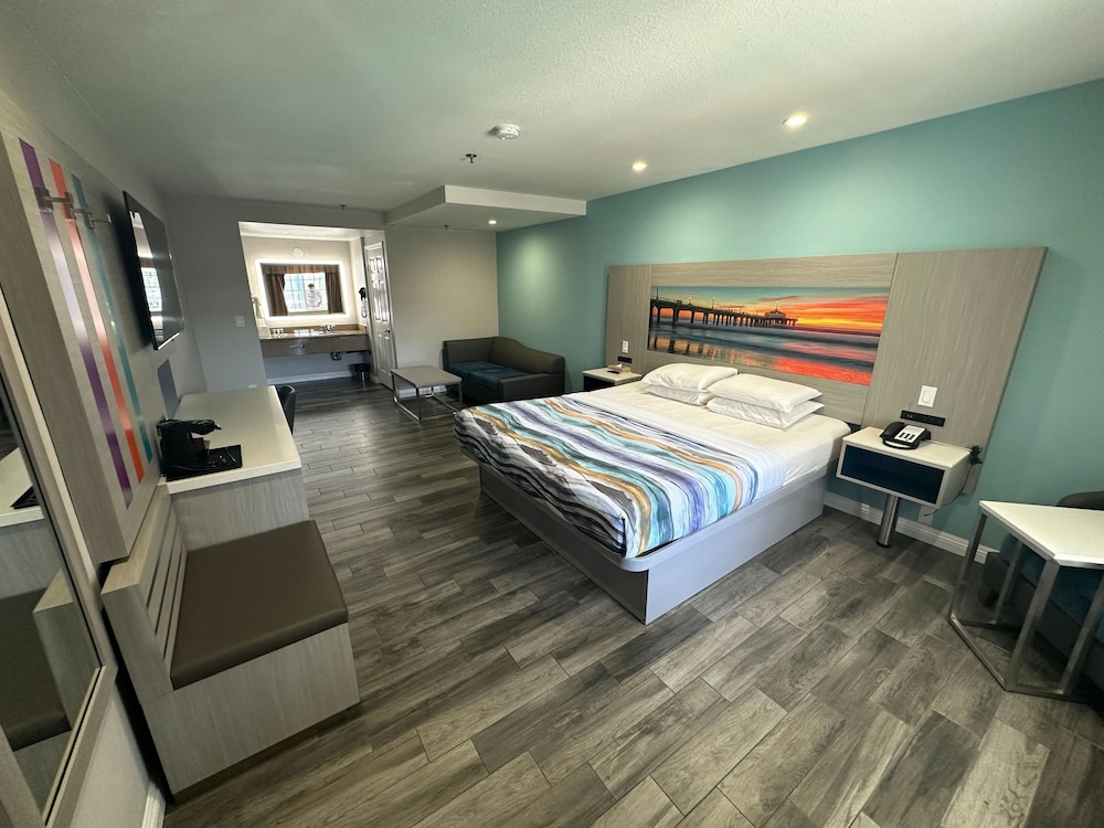 King Room with Sofa