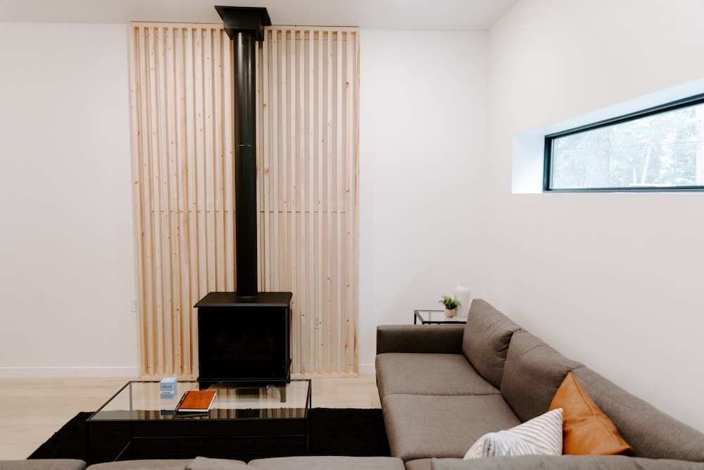 Redwood Cabin Residences photo 3