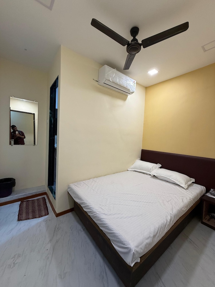 Basic Double Room - Photo 6