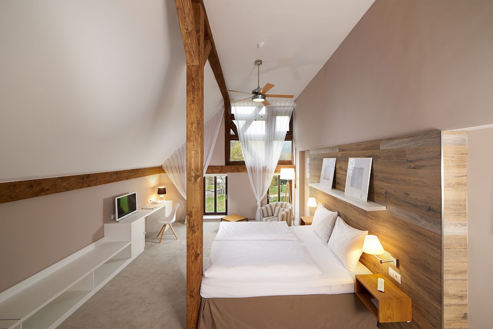 Suite (1st floor)