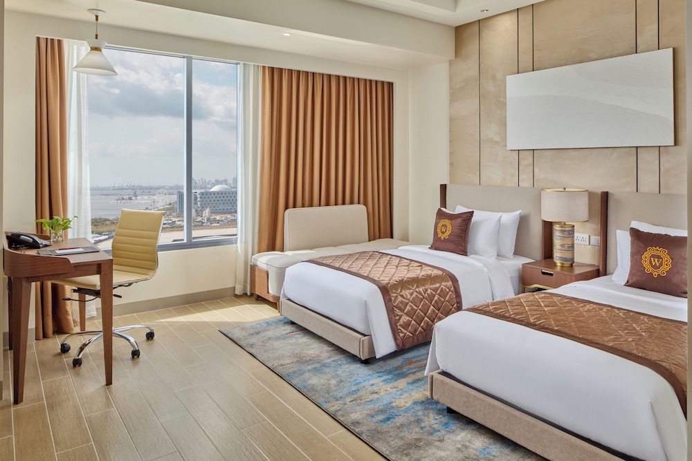Premier Executive Suite