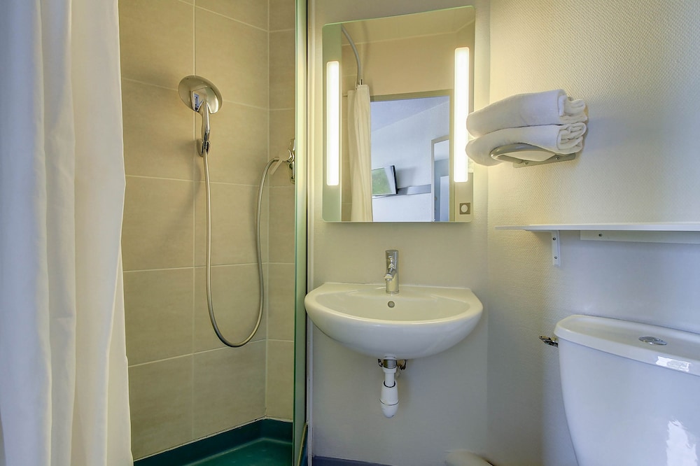 Quadruple Room, Non Smoking photo 3